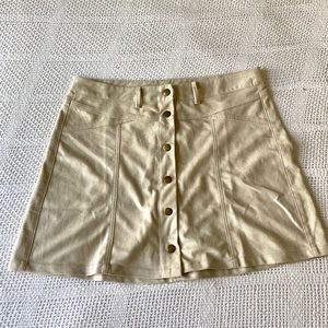 Suede button skirt